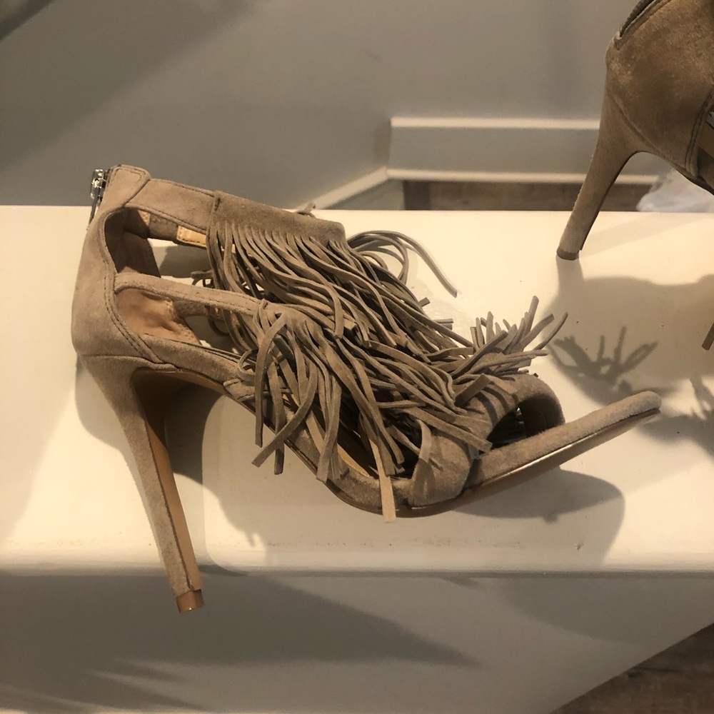 Steve Madden Suede tassel heels